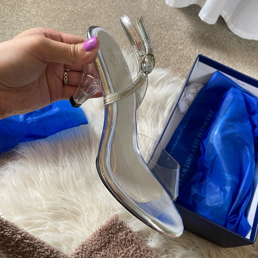 Fabulicious clear heels